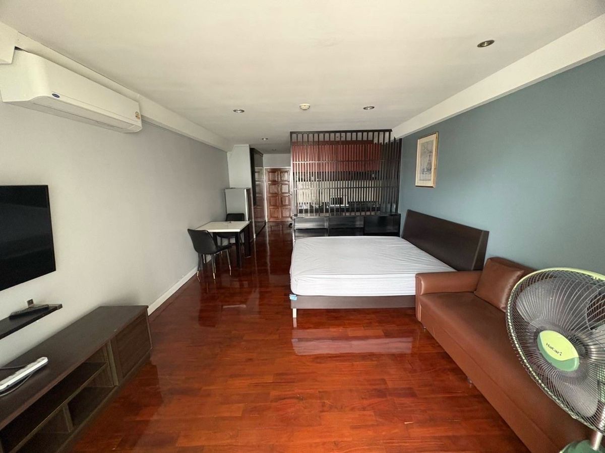 ขาย/เช่าคอนโด🔥เจซีทาวเวอร์🔥ชั้น 9🔥43ตรม🔥Studio🔥พร้อมอยู่🔥 R238-3🔥ทองหล่อ 25🔥