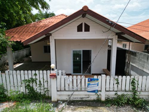 JK 5424347: Thepsan Village