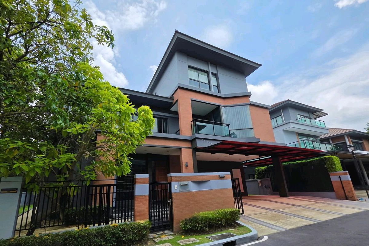ขาย/ให้เช่าGrand Bangkok Boulevard พระราม 9 Flagship Residence บนถนนกรุงเทพกรีฑา — เพียง 50 เมตรจาก Wellington College Bangkok ขาย/ให้เช่าGrand Bangkok Boulevard พระราม 9 Flagship Residence บนถนนกรุงเทพกรีฑา — เพียง 50 เมตรจาก Wellington College Bangkok