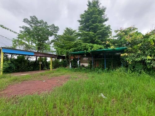JK2 5912658: Outside the Nong Khai project