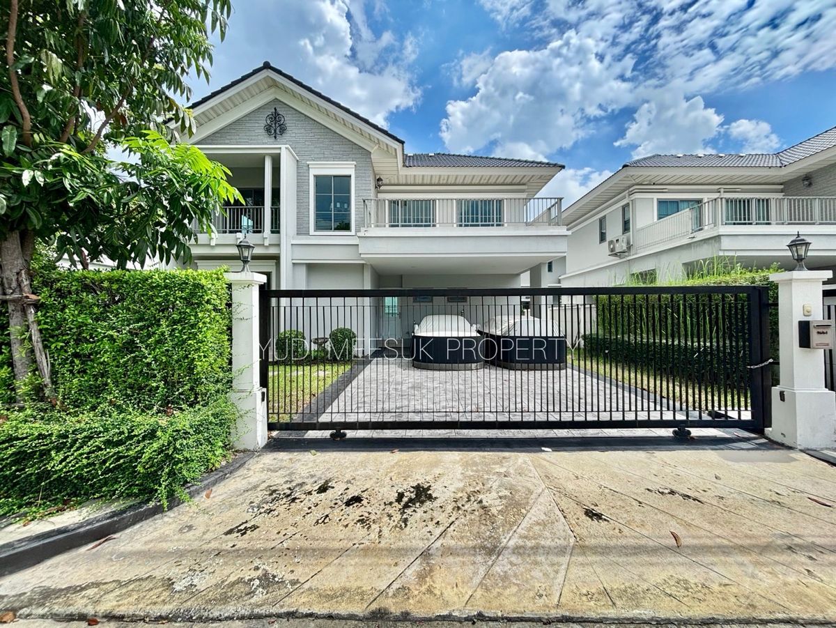 House for sale, good location Never in House for sale, good location Never in