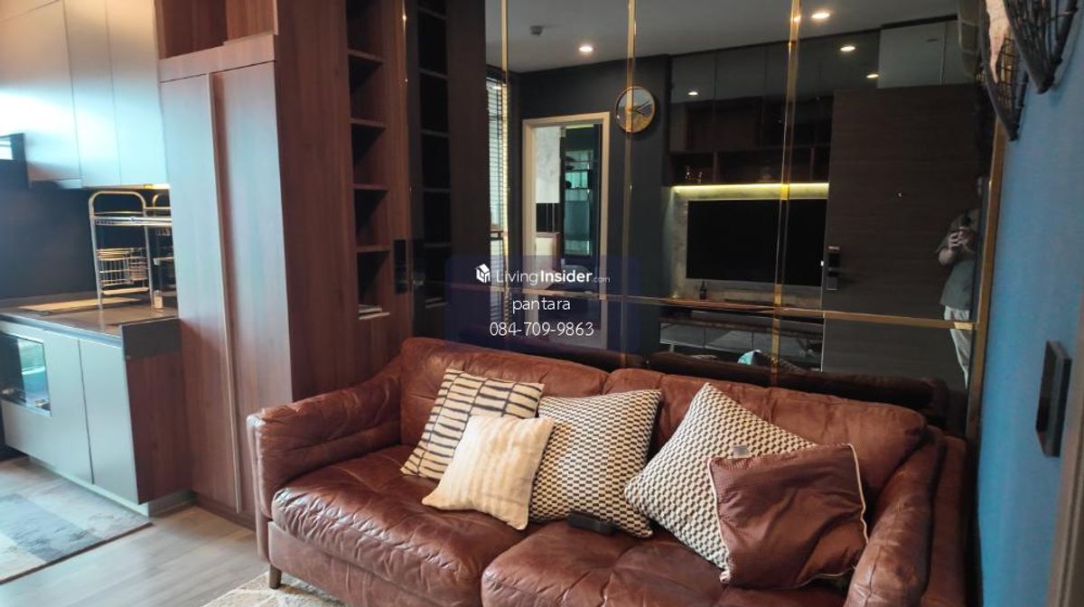 Sell with tenant 🔥 ขายด่วน ขาดทุน (ขายพร้อมผู้เช่า) 5.50 ล้านถ้วน 5.50 MB 🔥 1 ห้องนอน 1 ห้องรับแขก ชั้นสูง ไม่บล้อควิว แต่งครบเป็นล้าน พร้อมเครื่องใช้ไฟฟ้า และ built in เฟอร์นิเจอร์ Sell with tenant 🔥 ขายด่วน ขาดทุน (ขายพร้อมผู้เช่า) 5.50 ล้านถ้วน 5.50 MB 🔥 1 ห้องนอน 1 ห้องรับแขก ชั้นสูง ไม่บล้อควิว แต่งครบเป็นล้าน พร้อมเครื่องใช้ไฟฟ้า และ built in เฟอร์นิเจอร์