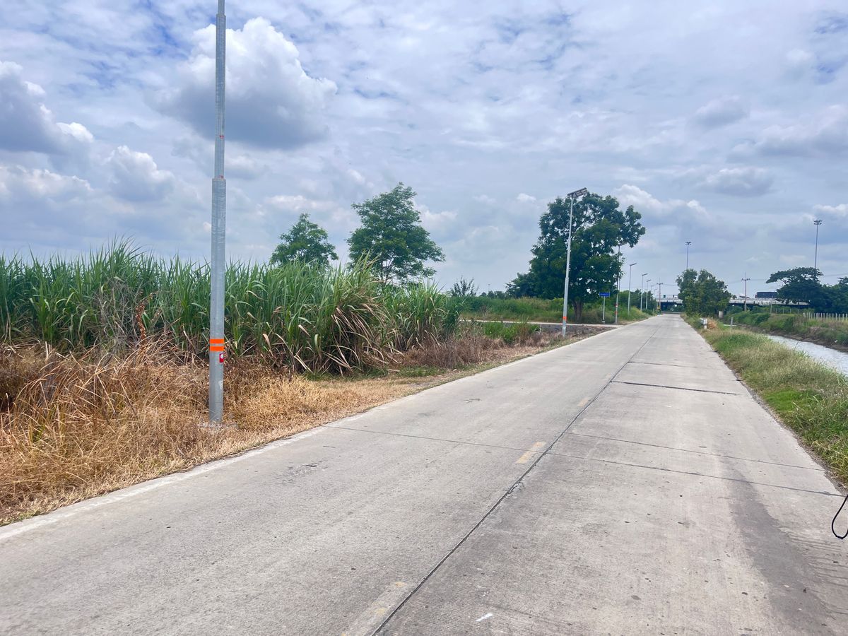 sss511 Land for sale in Khlong 3, Khlong Luang, 52 rai, 100 meters from the motorway. Line:  @956uovqp – รูปที่ 2