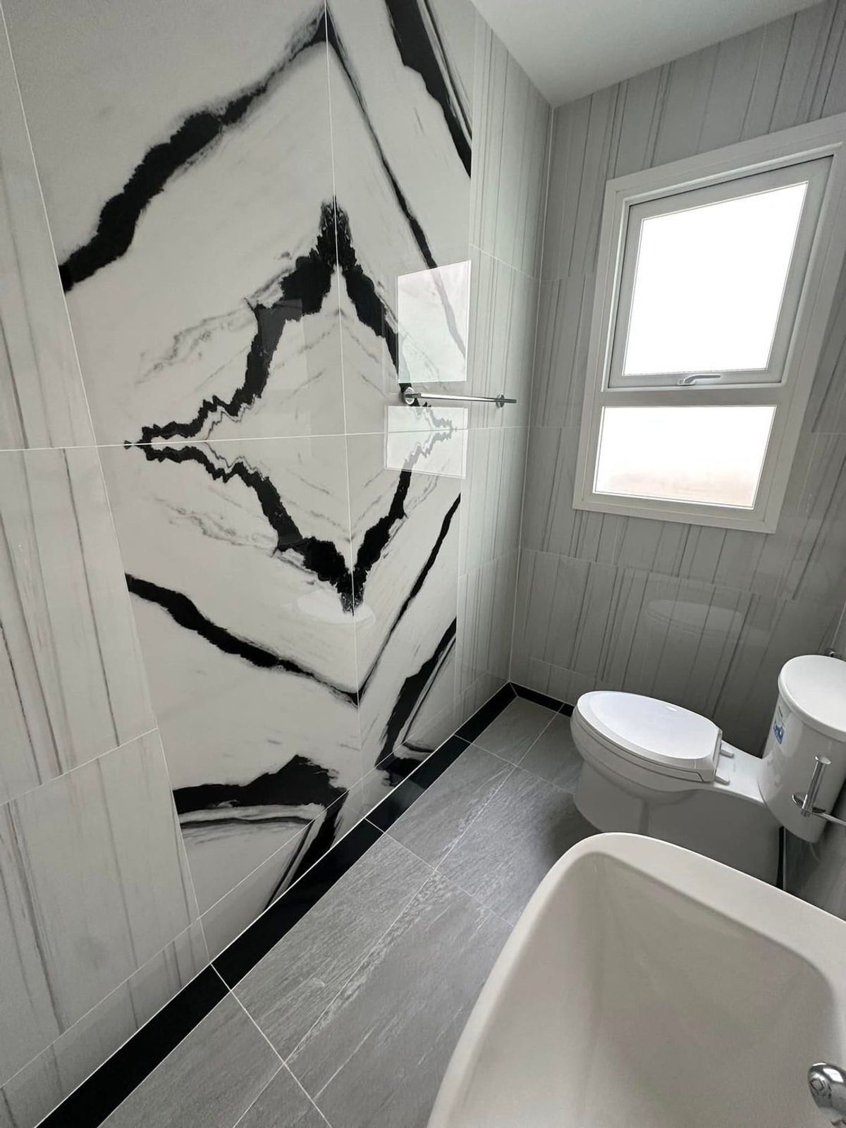ให้เช่า แกรนดิโอ บางนา กม.5 บ้านหลังใหญ่ Pool Villa สระส่วนตัว (TH8-01825) – รูปที่ 4