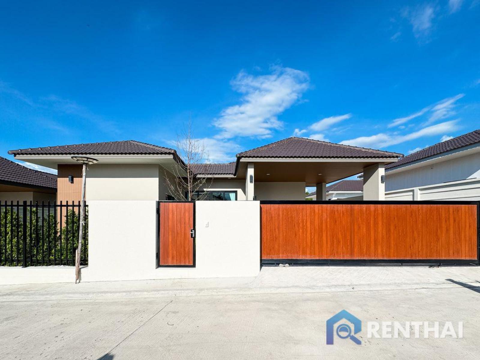 Beautiful  3-Bedroom, 4-Bathroom Pool Villa in Pattaya. – รูปที่ 2