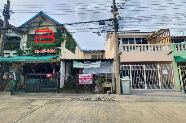 ทาวน์เฮาส์ 2 ชั้น เนื้อที่ 16.4 ตร.ว. หมู่บ้าน เคหะบางบัว ซอยวิภาวดี 60, ซอยพหลโยธิน 49/1 แยก 3 แขวงตลาดบางเขน เขตบางเขน