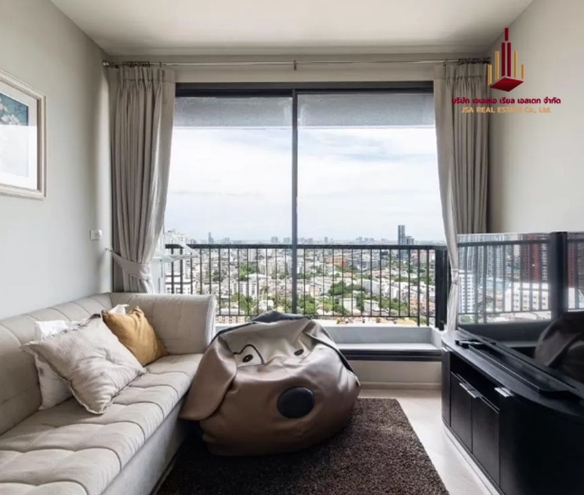 Big size !! Rhythm Sukhumvit 44/1 // 2B2B Price 12,500,000 Baht Only