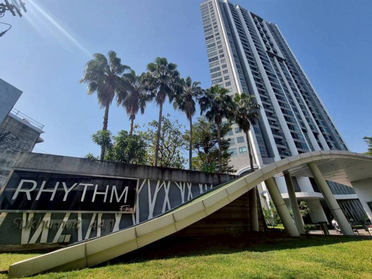 FOR SALE condo , RHYTHM Sukhumvit 44/1 , BTS-Phra Khanong , Phra Khanong , Khlong Toei , Bangkok , CX-18472