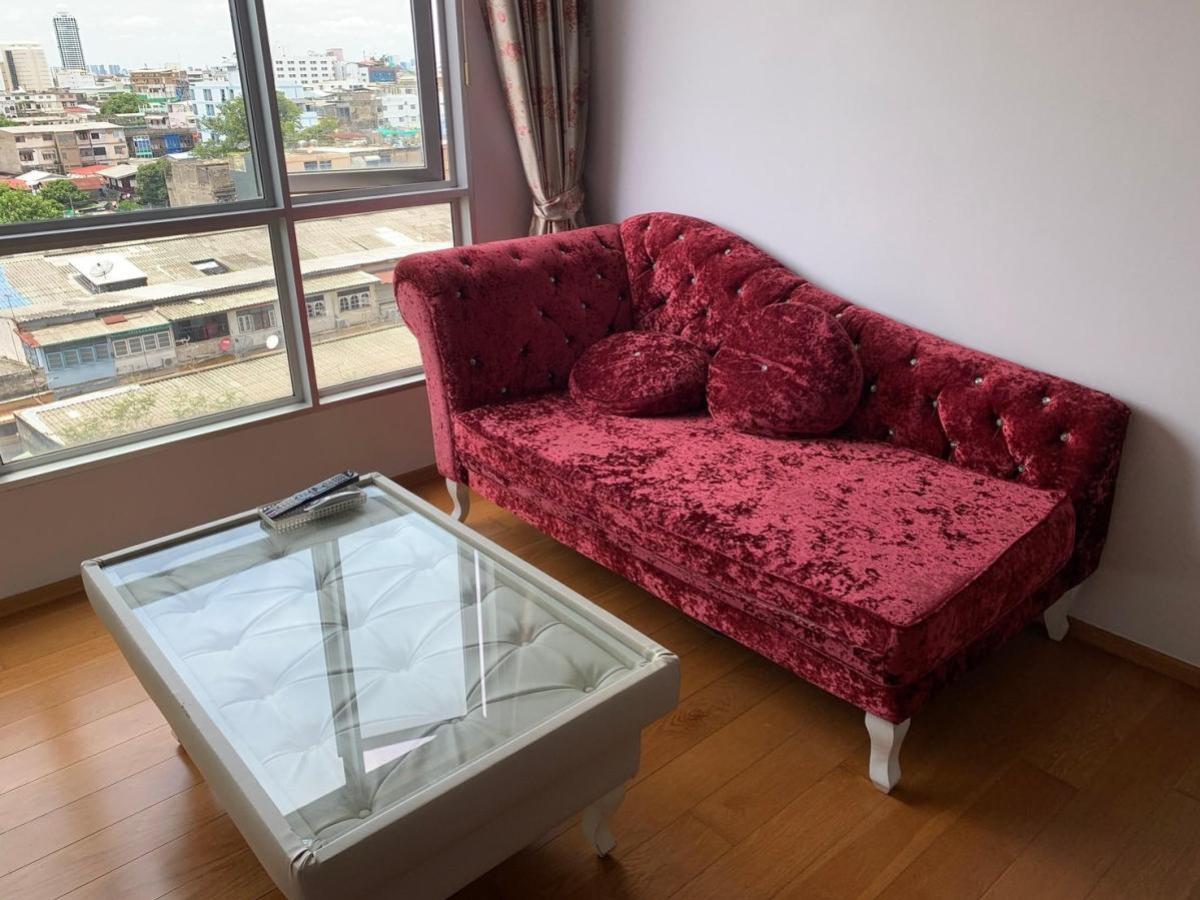 FOR SALE condo , Hive Taksin , BTS-Wongwian Yai , Khlong Ton Sai , Khlong San , Bangkok , CX-27326