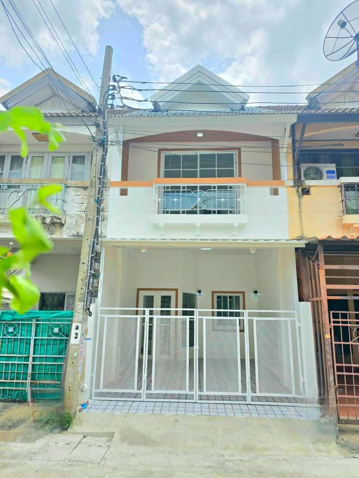 ขายทาวน์เฮ้าส์/ทาวน์โฮม  บัวทองธานี พาร์ค รีโนเวทใหม่ บางบัวทอง บางบัวทอง นนทบุรี CX-128734