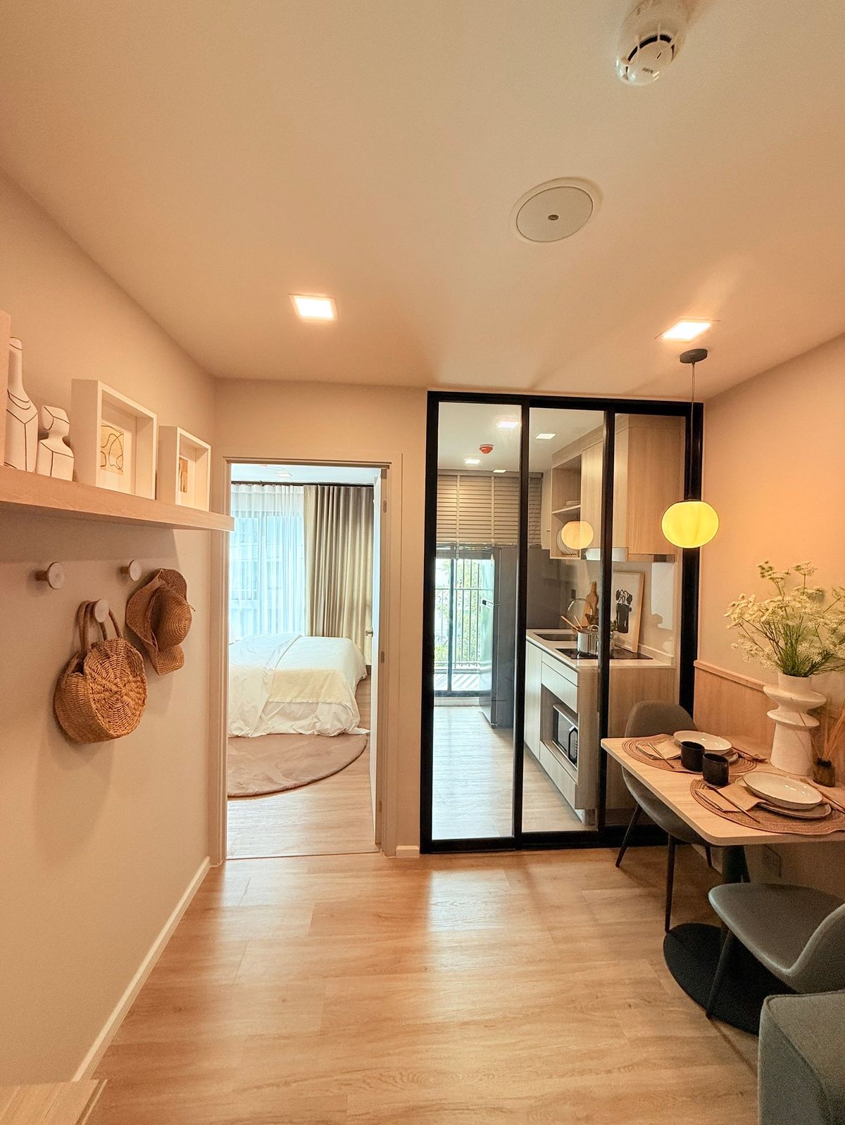 ขายห้องใหม่ ห้องสวย ราคาดีที่สุด!! บริการปรึกษาสินเชื่อฟรีไม่มีค่าใช้จ่าย✨Atmoz Flow Minburi (แอทโมซ โฟลว์ มีนบุรี) – รูปที่ 2
