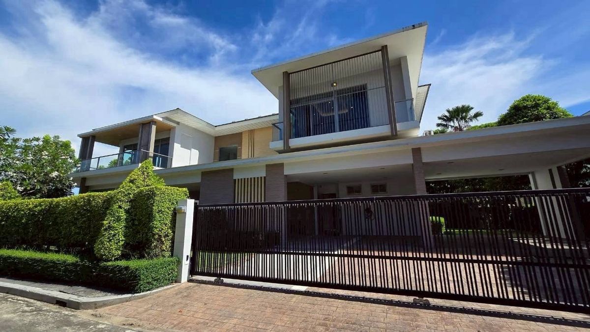 Perfect Masterpiece Century Ramkamhaeng 164