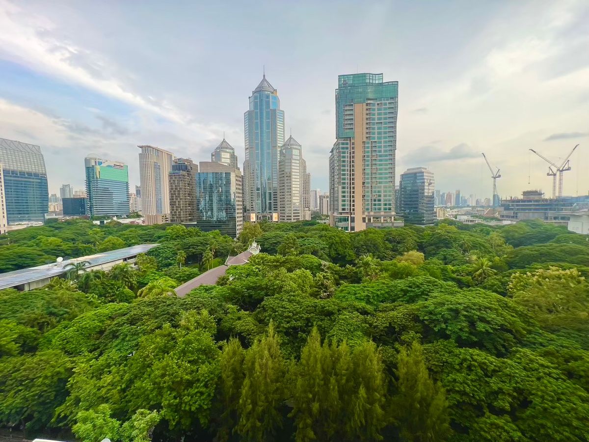 Sindhorn Residence: 2BED 3BATH with Maid 229SQM. 69,000,000 Full Embassy View Am: 0656199198