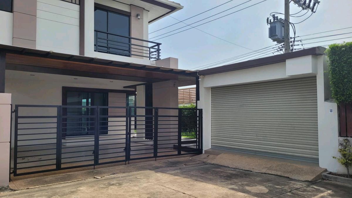 ✨House for sale , corner house at North Pattaya. Good location near railway road near Sukhumvit Road, near Maryvit School. Easy access to Sukhumvit North Pattaya ✨