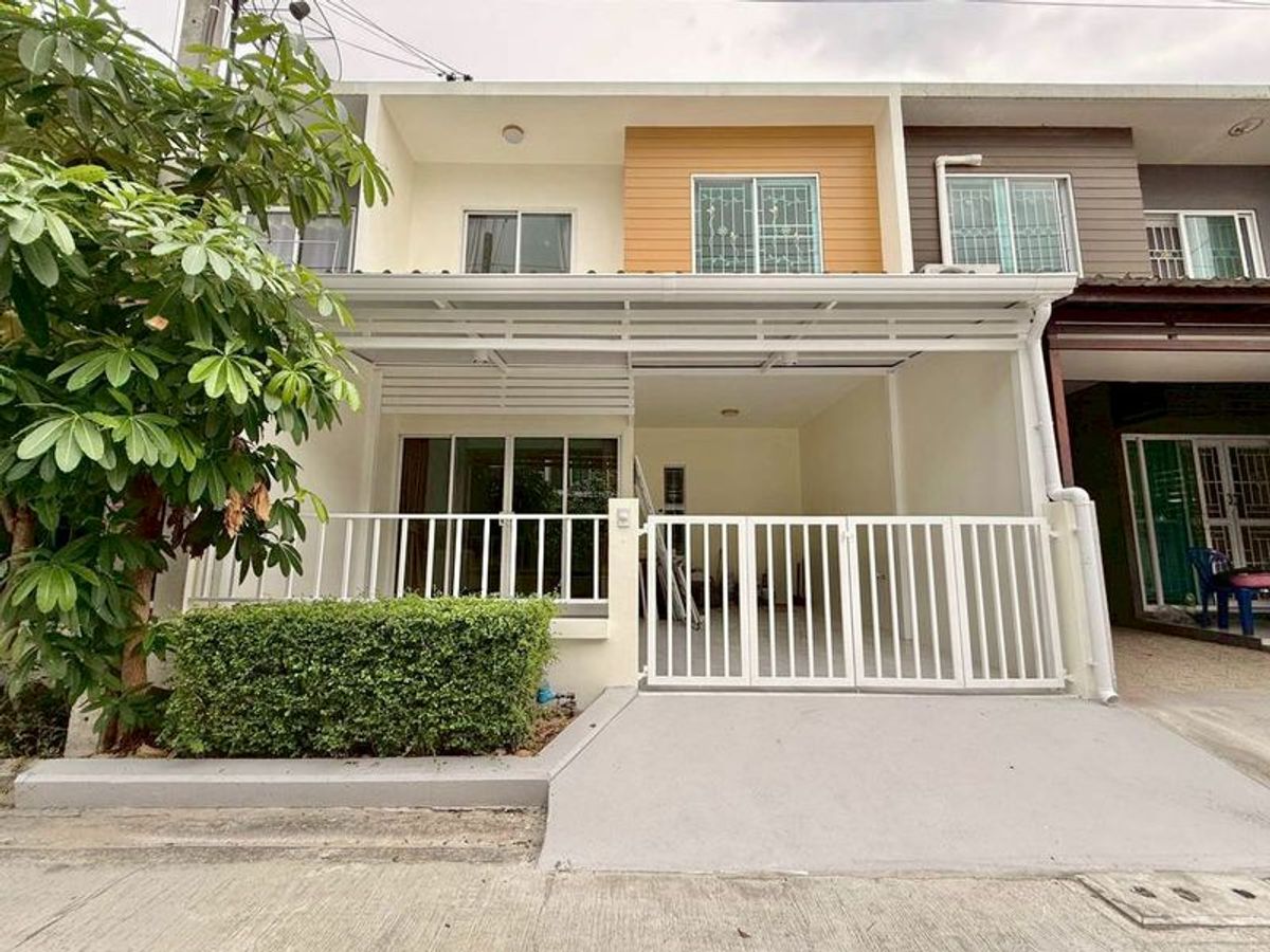 ขายปล่อยบ้านรีโนเวทใหม่ ใกล้เมกะบางนา ใกล้วงแหวน เดอะคัลเลอร์ส เลซเซอร์ 4 บางนา-วงแหวน ซอยมหาชัย ใกล้เมกะบางนา