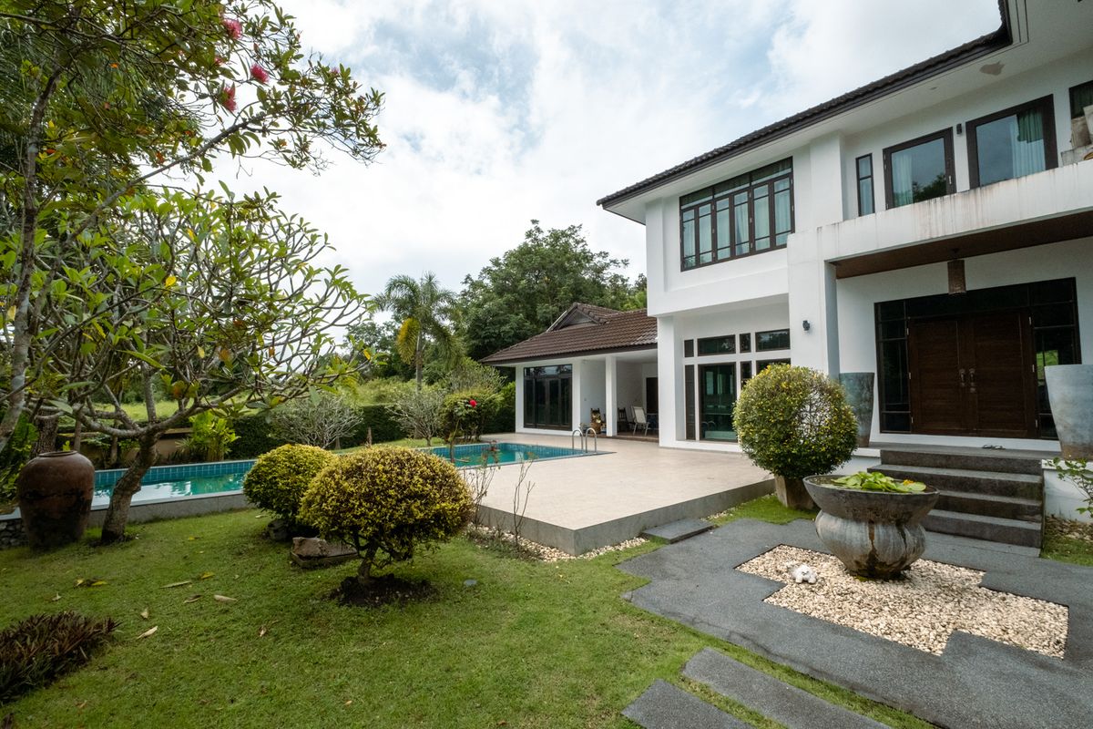 Large Residence with Garden Near Prem School for sale  – รูปที่ 4