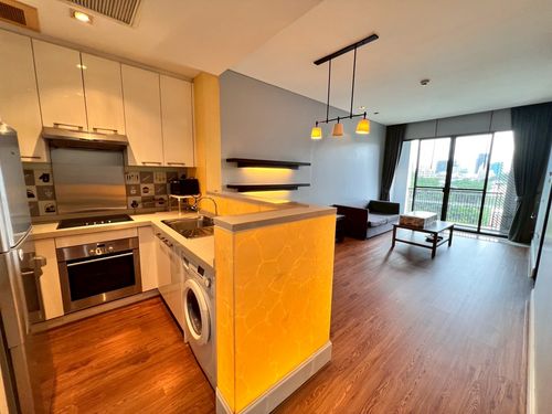 Condo for sale vincent Sukhumvit 49, price 6,100,000 baht [NCS250811]