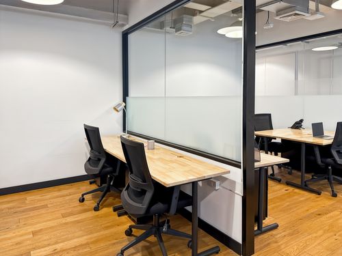 Tailor-made dream offices for 2 people in Spaces Suthi Building