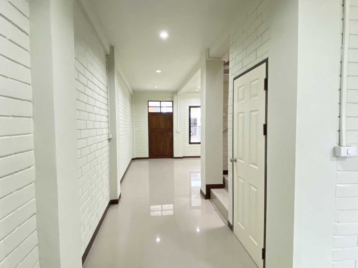 ขายทาวน์โฮม 135 ตร.ม. ใจกลางเมืองพิษณุโลก ใกล้รร.สาธิตม.นเรศวร – รูปที่ 4