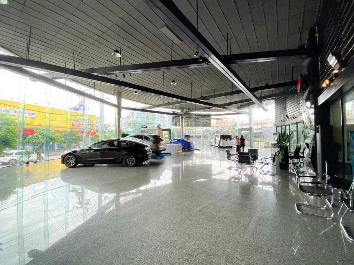 ปล่อยเช่าโชว์รูมรถพร้อมศูนย์บริการ 3,000 ตร.ม. ใกล้แยกเหม่งจ๋าย – รูปที่ 2