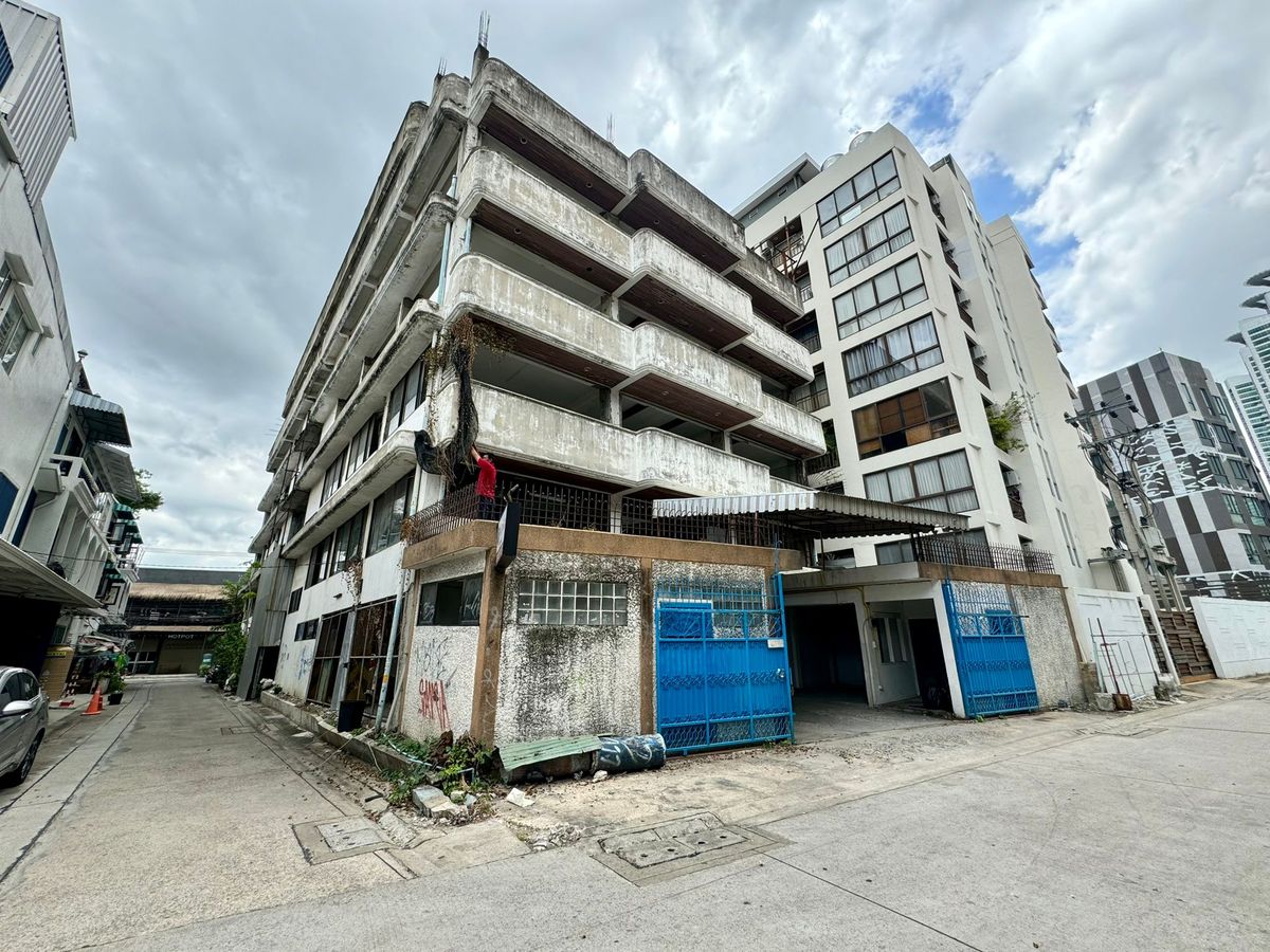 อาคารพาณิชย์ให้เช่าใน Sukhumvit 16 – รูปที่ 3