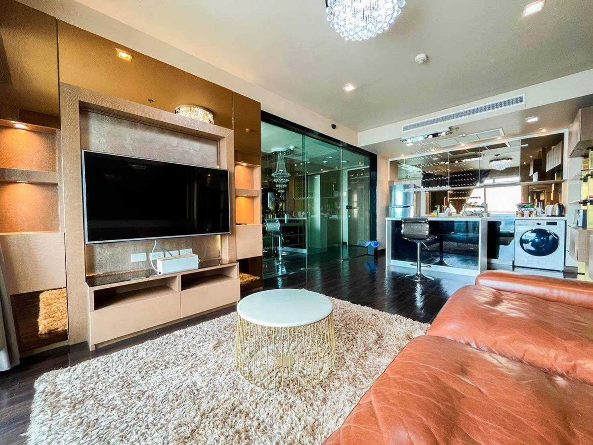 For rent: Star View Condo 77 sq.m., near BRT Saphan Rama 9