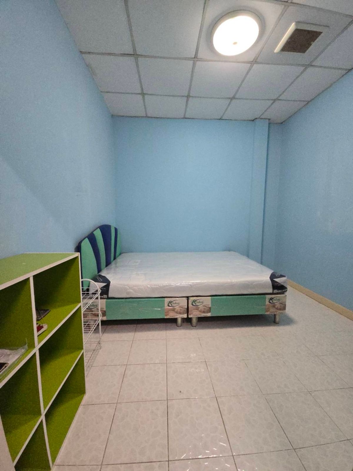 ขายด่วน ทาวน์โฮม 2 ชั้น 19.5 ตร.ว. หมู่บ้านเอื้อประชา ซอยนวลจันทร์56 แยก7  – รูปที่ 4