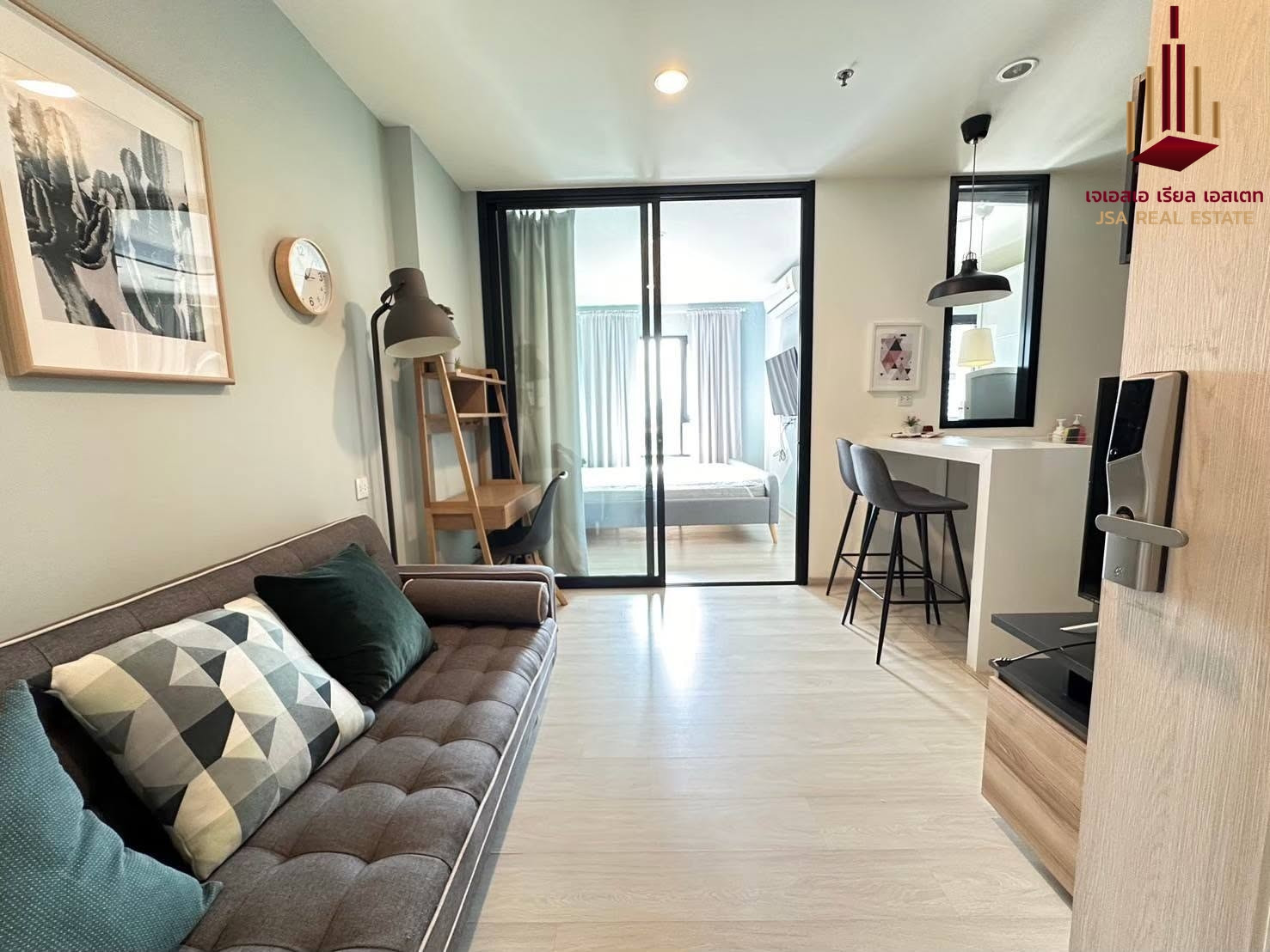 ✨ For Rent: Life Asoke Condo ✨ 💰 Only 21,000 THB/month ✨ For Rent: Life Asoke Condo ✨ 💰 Only 21,000 THB/month