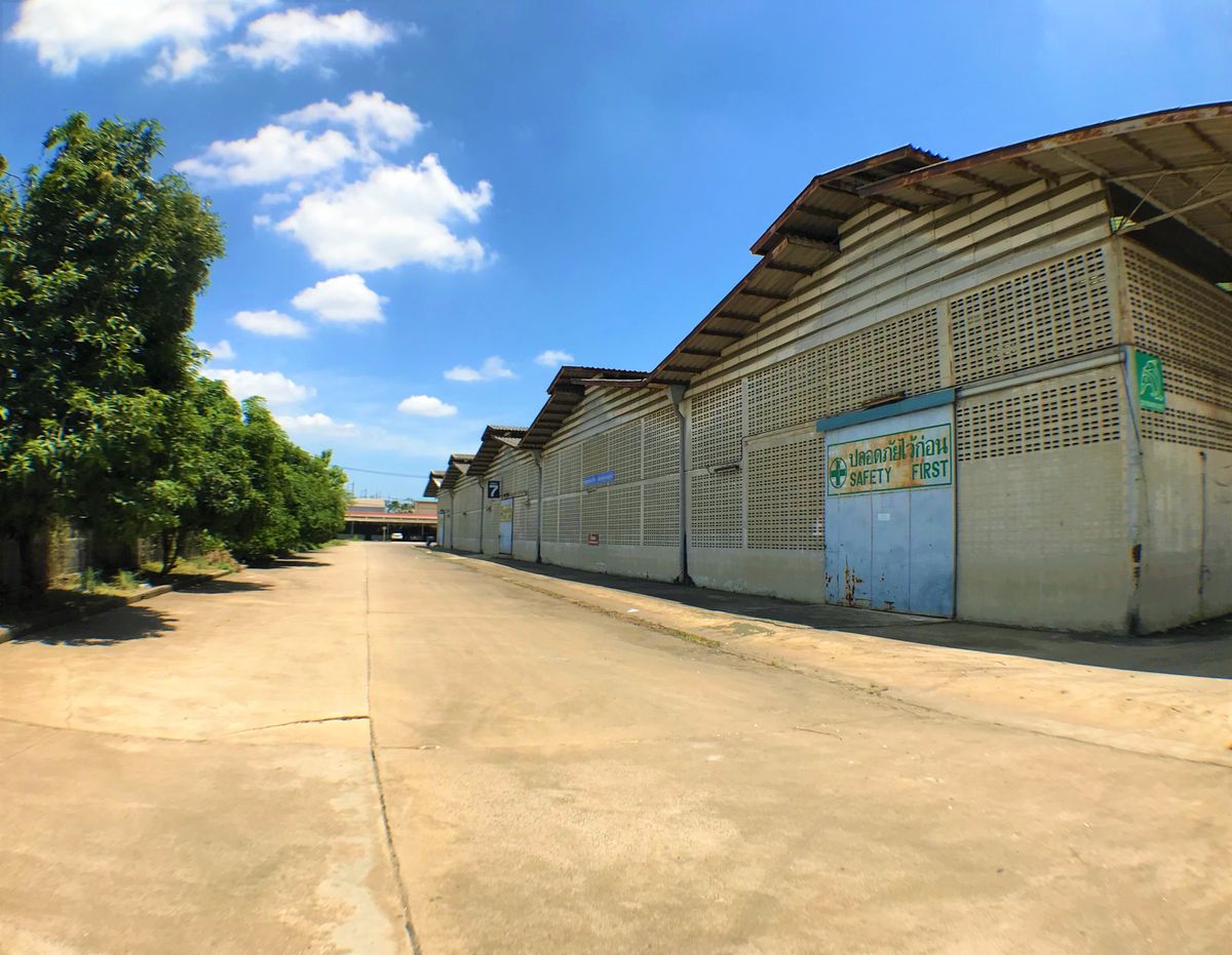 ขายที่ดิน 83 ไร่ ถนนพุทธมณฑลสาย 4 เหมาะทำหมู่บ้าน ศูนย์กระจายสินค้า โรงงาน โรงพยาบาล ตลาดนัด