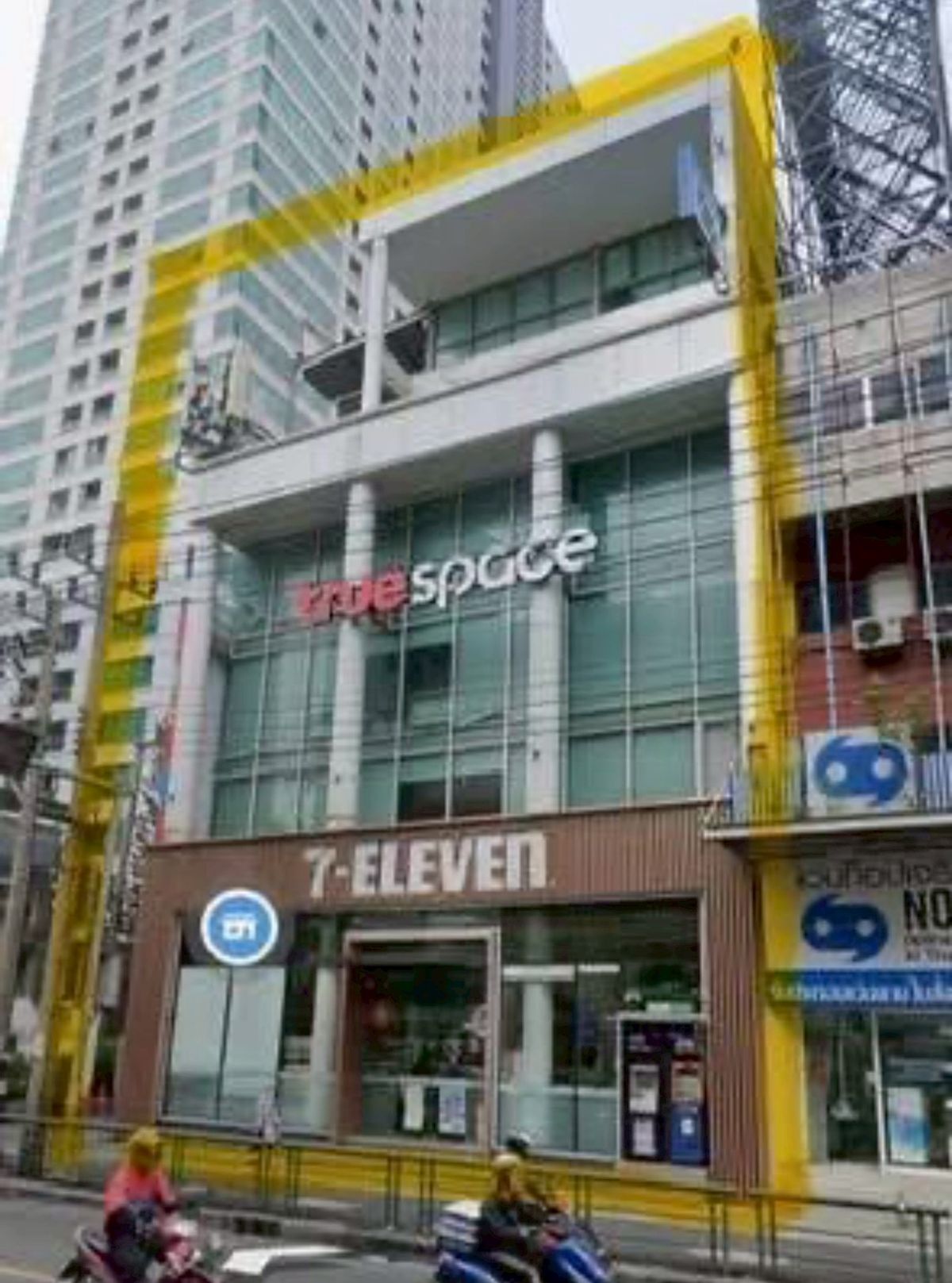 P0227 ขายอาคารพาณิชย์ 5.5 ชั้น พร้อมที่ดิน 61 ตารางวา ติดถนนอโศก – ใจกลางเมืองสุขุมวิท – รูปที่ 2