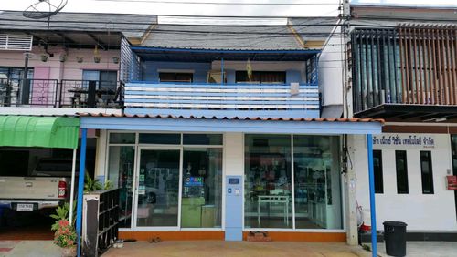 Sell ​​loss !!! Townhouse Project Pruksa 40 Rangsit Khlong 3 Zone in front of the project is in the beginning of the project.