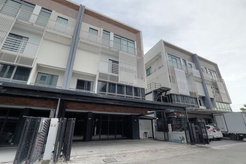 Home Office Distress - Ram Inthra / 4 Store (Sale), District Ekkamai - Ramintra / 4 Storey (For Sale) TPM004