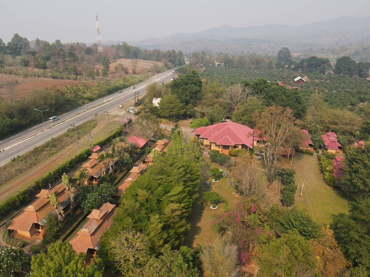 Sell or rent a good weather all year. 650 meters above sea level Sell or rent a good weather all year. 650 meters above sea level