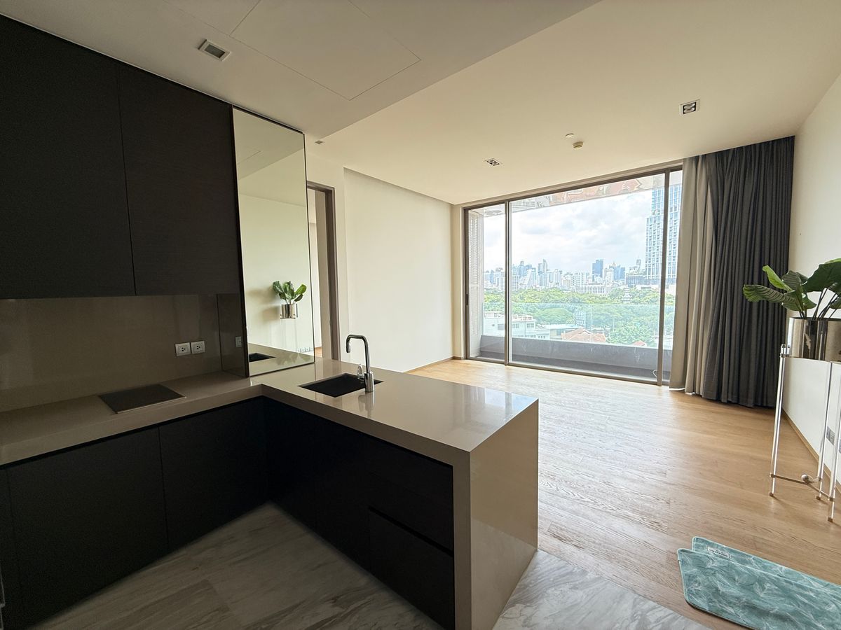 Saladaeng One: 1bed 1bath 56sqm. 16,900,000 Lumpini view !!! Am: 0656199198 Saladaeng One: 1bed 1bath 56sqm. 16,900,000 Lumpini view !!! Am: 0656199198