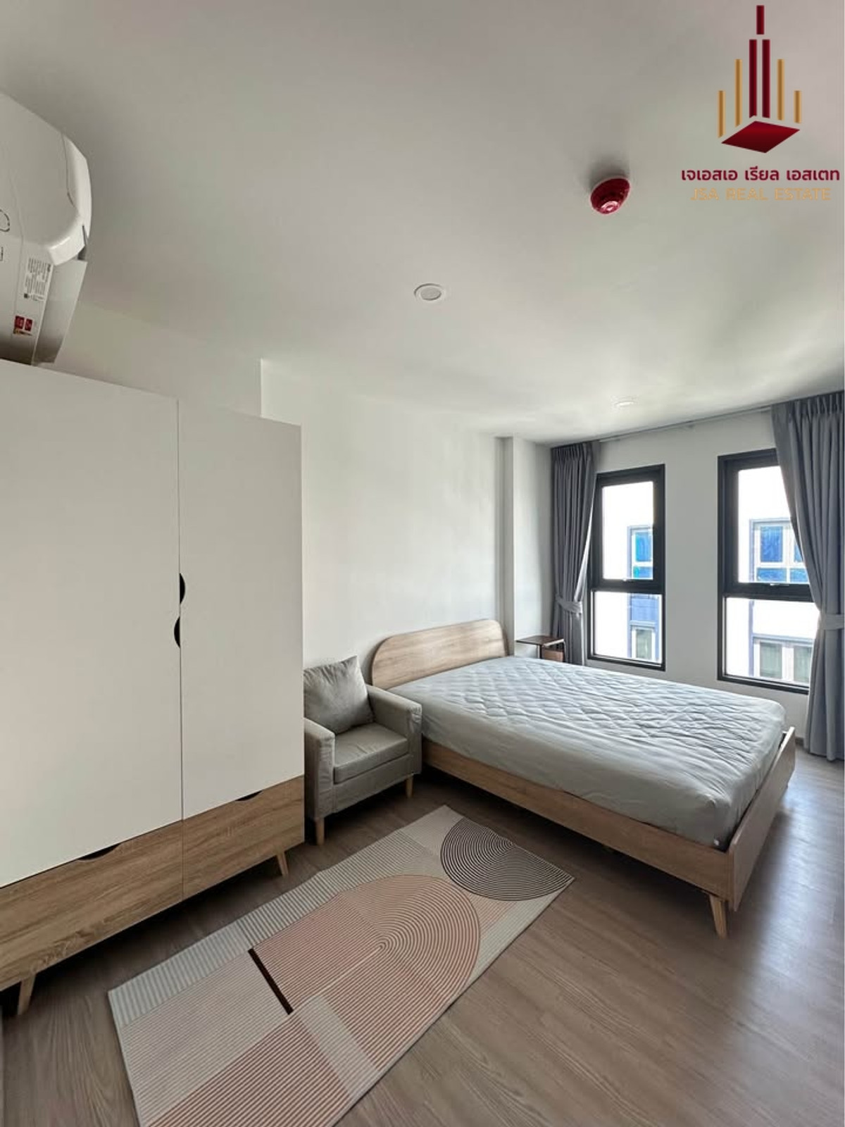 ✨ For Rent: ASPIRE Ratchayothin Condo ✨ 💰 Only 13,500 THB/month