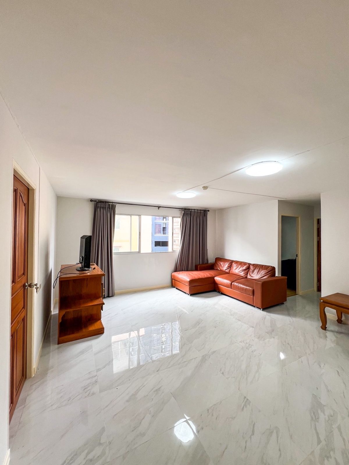 Super Deal! Rare Spacious Unit — For Sale at Lumpini Center Ladprao 111, Only 400m to MRT Bangkapi Super Deal! Rare Spacious Unit — For Sale at Lumpini Center Ladprao 111, Only 400m to MRT Bangkapi