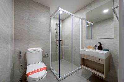 🔥For urgent rent🔥 KLOS Ratchada 7, near MRT Cultural Center, fully furnished, ready to move in