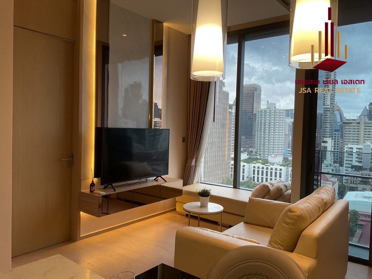 ✨ For Rent: The Esses Asoke Condo ✨ 💰 ONLY 42,000 THB/Month