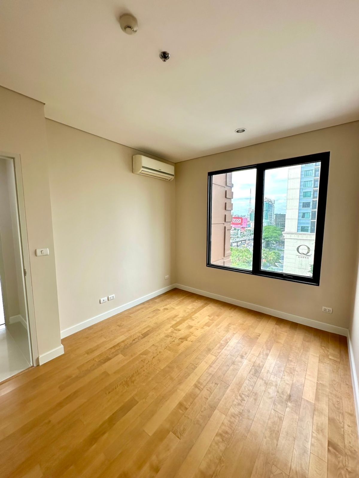 🔥 ขายด่วน!! คอนโด Villa Asoke – รูปที่ 3