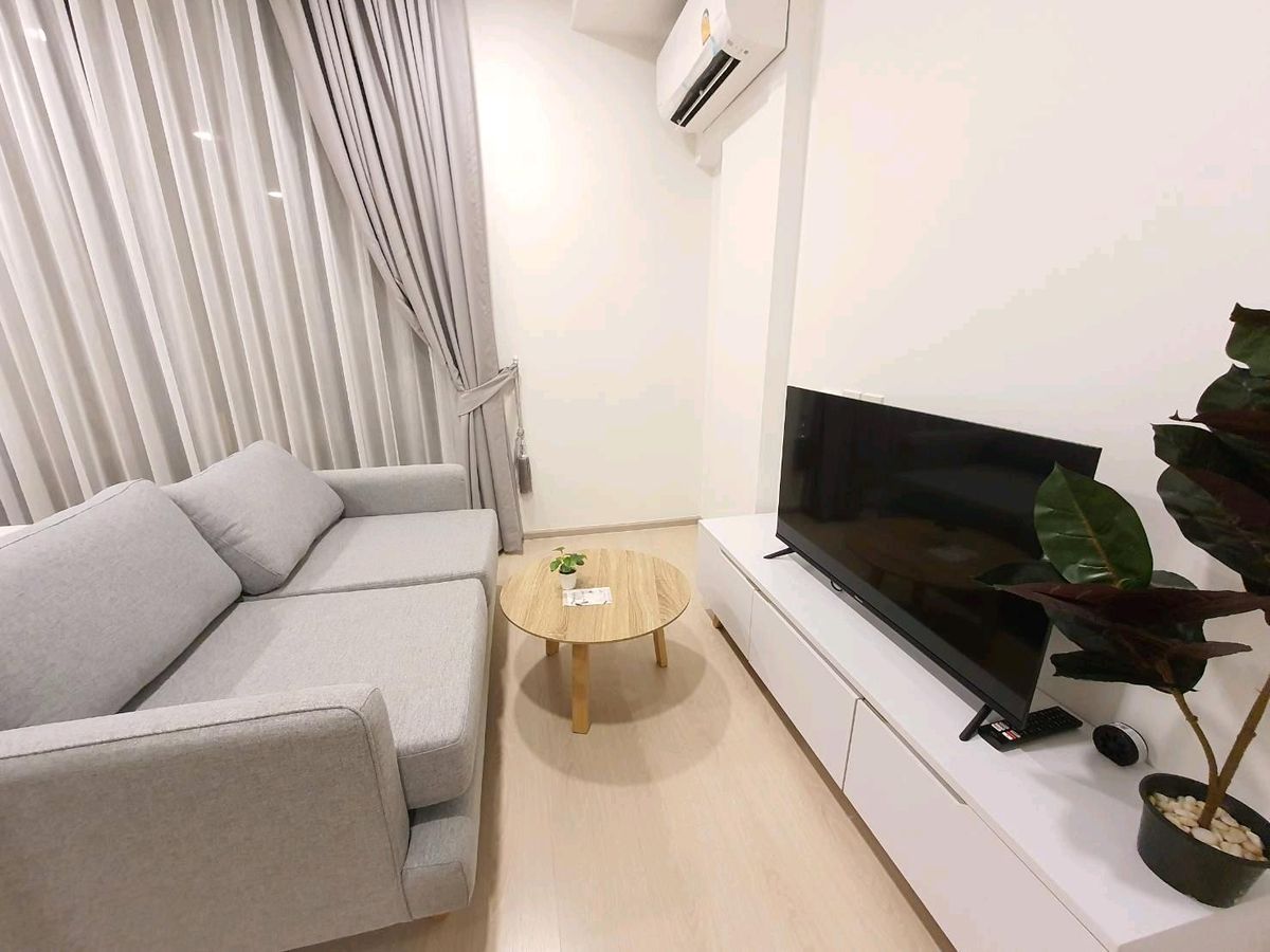 For rent: noble ambience Sukhumvit 42 studio, beautiful room, fully furnished, beautiful corner room.