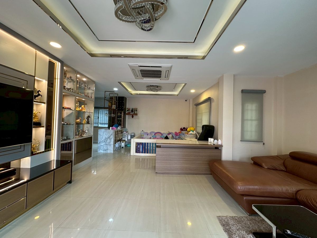 ขายบ้านเดี่ยว 2 ชั้น หมู่บ้านนาริสา ซอยเสรีไทย 29 ถนนเสรีไทย – รูปที่ 3