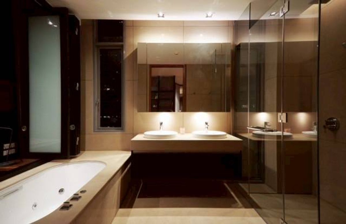 ♢ Nice Decoration ♢ ชั้น 10++ ขนาด 224.00 ตร.ม. | 2 ห้องนอน 3 ห้องน้ำ | ใกล้ สวนเฉลิมพระเกียรติ 80 พรรษา 3 นาที, โรงพยาบาล BNH 5 นาที, theCOMMONS ศาลาแดง 8 นาที – รูปที่ 2