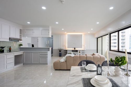 Owner sells by themselves: Renovated Condo, near BTS Park, Nana, good price, ready to stay
