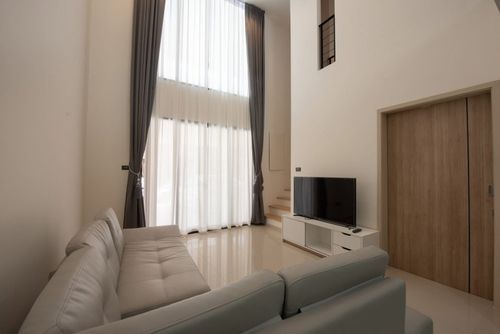 ♦ Japanese Style ♦ ทาวน์โฮม 3.5 ชั้น | 3 ห้องนอน 4 ห้องน้ำ | 21.90 ตร.ว. 210.00 ตร.ม. | ใกล้ มหาวิทยาลัยเกษมบัณฑิต 4 นาที, โรงเรียนปาณยา พัฒนาการ 6 นาที, ธัญญาพาร์ค 9 นาที, BTS อ่อนนุช 10 นาที