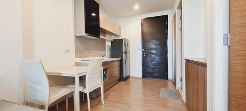 For rent condo Rhythm Sukhumvit fully furnished (S15-27353)