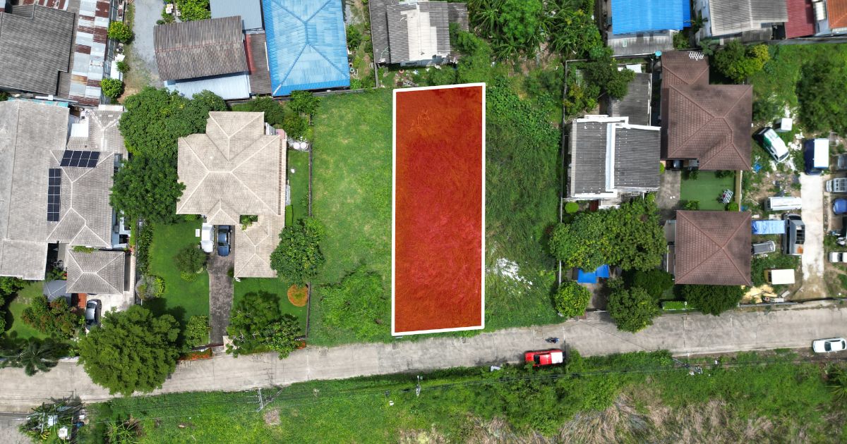 Bang Kruai Land, size 103 sq.w., good society, safe community, no pole to block the road Bang Kruai Land, size 103 sq.w., good society, safe community, no pole to block the road