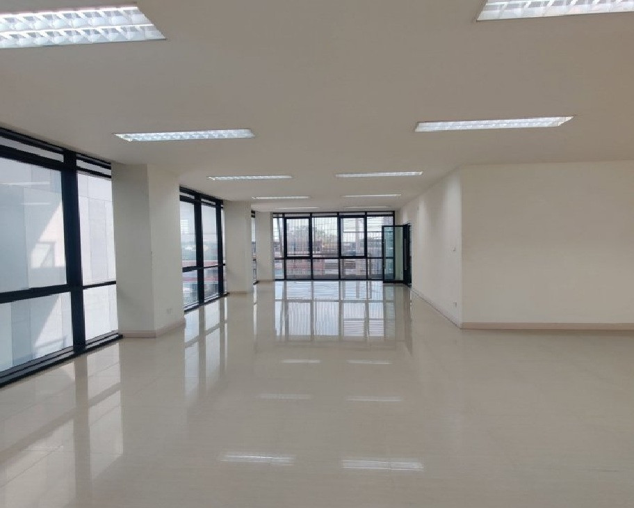 For Rent for Rent Townhome / Home Office 4.5, Supalai Grand Essence Project, Tha Phra, Interchange / Riverside, Ratchadaphisek Road / MRT, Tha Phra 600 meters (can walk) / new condition building / air conditioning for 7 machines / parking 4 cars / can be For Rent for Rent Townhome / Home Office 4.5, Supalai Grand Essence Project, Tha Phra, Interchange / Riverside, Ratchadaphisek Road / MRT, Tha Phra 600 meters (can walk) / new condition building / air conditioning for 7 machines / parking 4 cars / can be