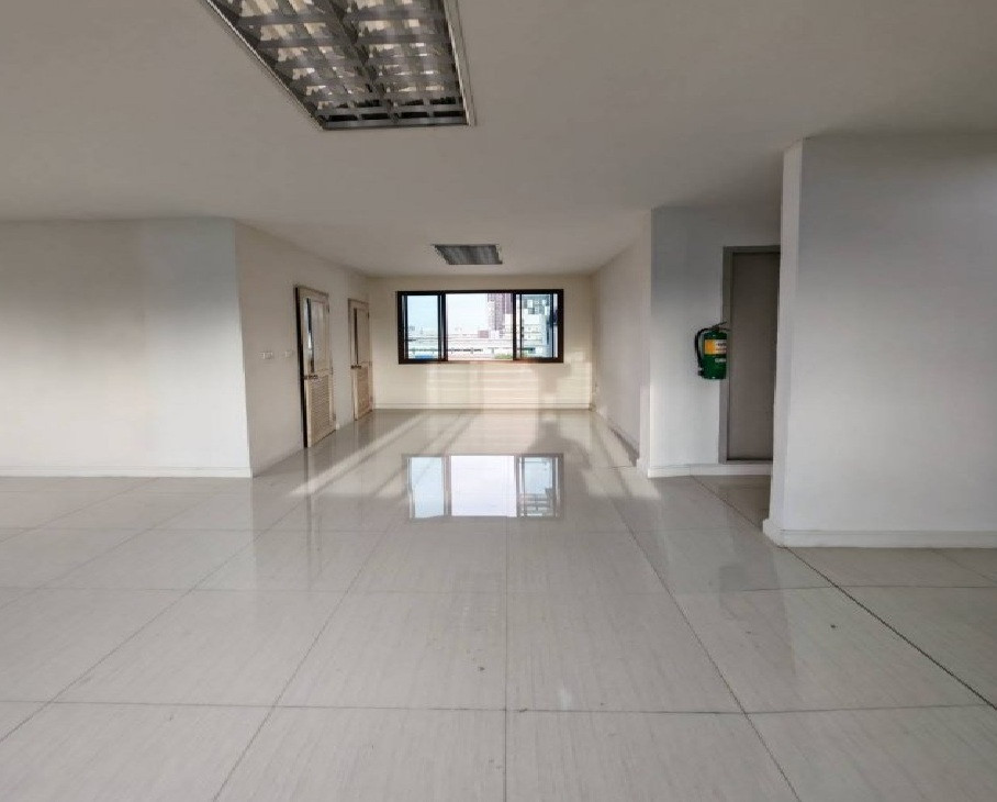 For Rent for Rent Townhome / Home Office 4.5, Supalai Grand Essence Project, Tha Phra, Interchange / Riverside, Ratchadaphisek Road / MRT, Tha Phra 600 meters (can walk) / new condition building / air conditioning for 7 machines / parking 4 cars / can be  – รูปที่ 4