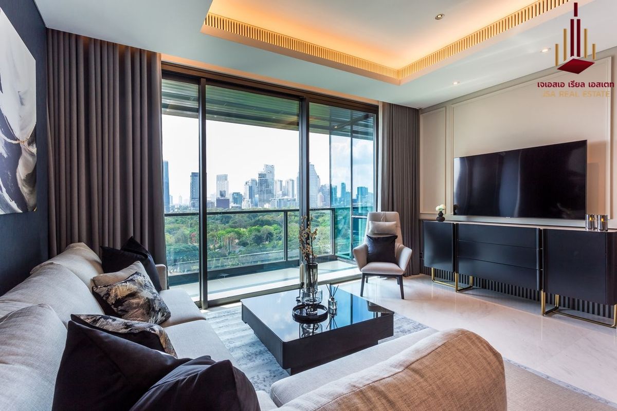 ✨ For Sale: Sindhorn Tonson Condo ✨  💰 Only 21,900,000 THB