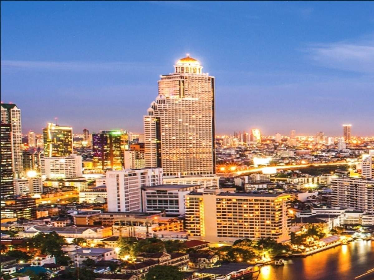 ✨ For Sale: State Tower Condo ✨  💰 Only 4,500,000 THB